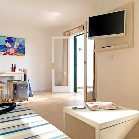 Appartamento Cala Blanca Apartments *