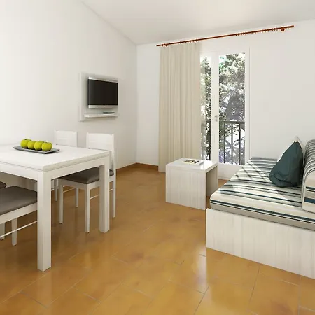 Cala Blanca Apartments Apartamento